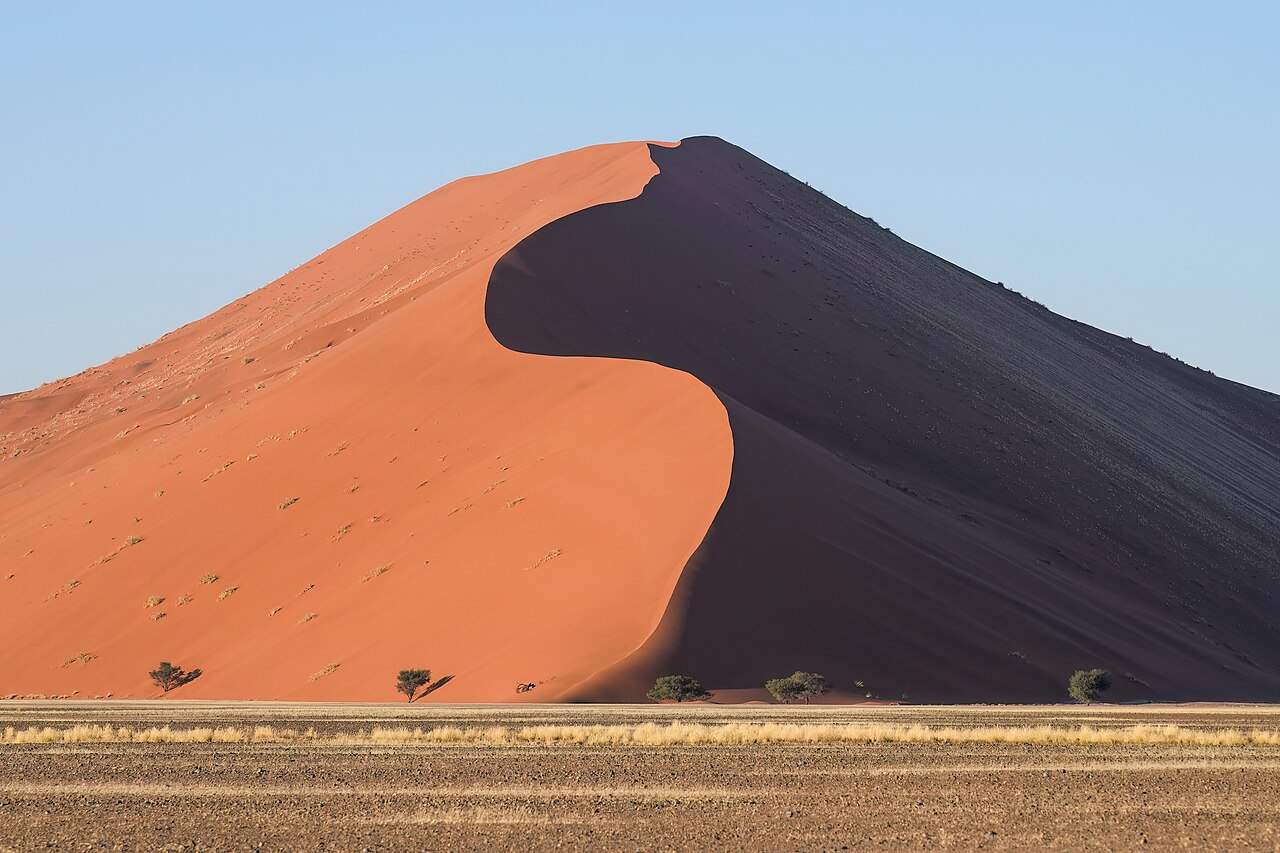 Dune 45 at sunrise, Sossusvlei
